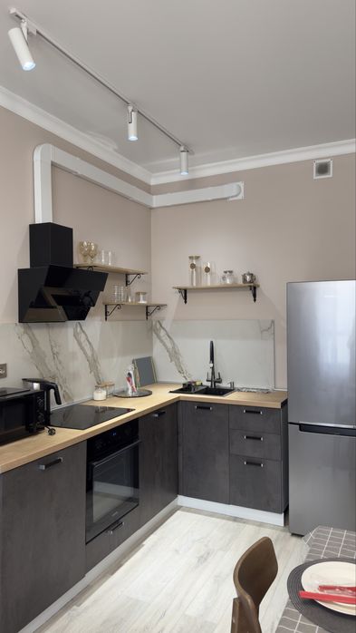 ЖК Амир Ровбакиева,  Мега