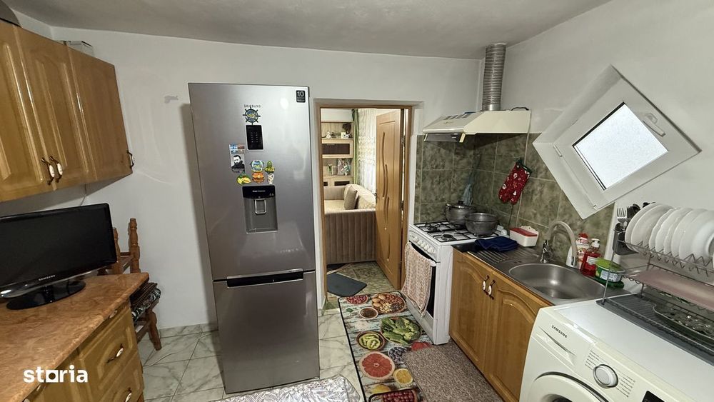 Casa in Margineni