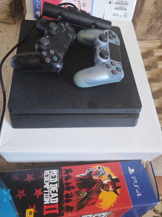 PS4 2 controlere camera Sony cutie