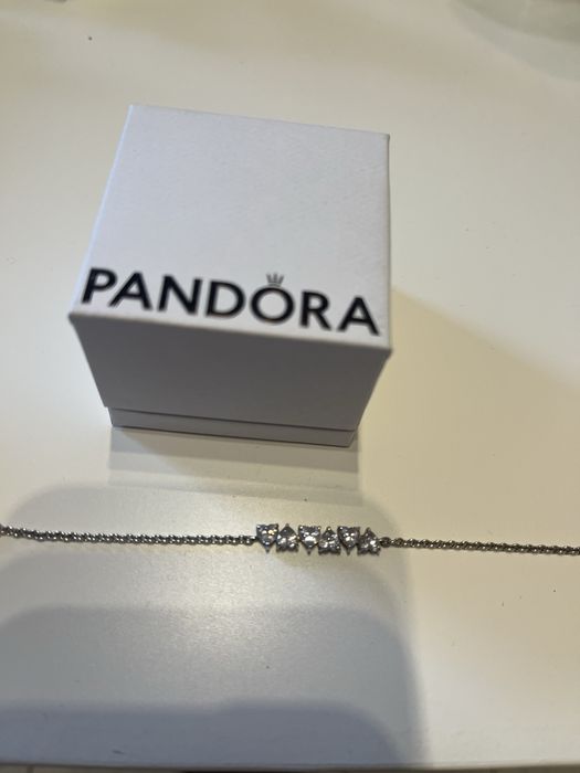 Гривна Pandora за ръка