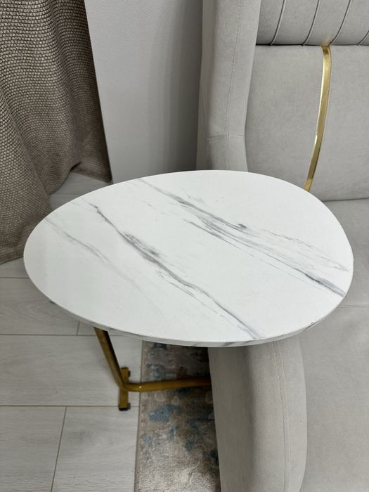 Журнальный столик