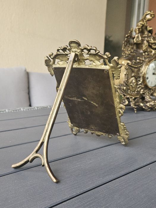 Oglinda veche de masa bronz masiv