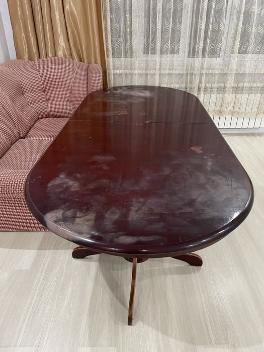 Продается стол б/у в хорошем состоянии