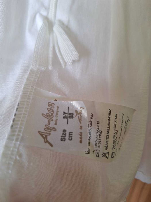 Детска рокля размер 98