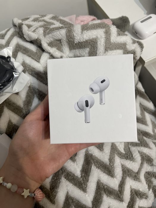 Новые AirPods Pro 2