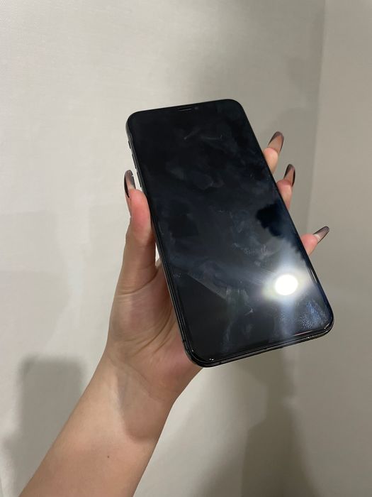 Айфон xs max продам