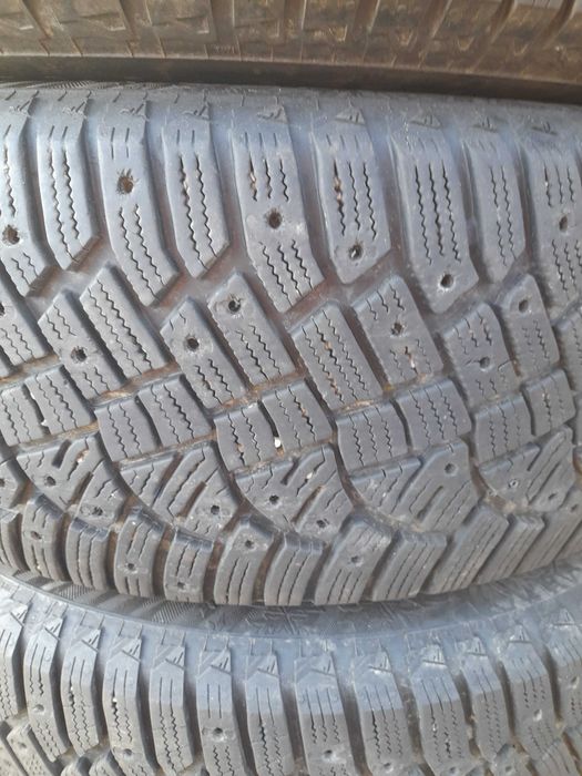 Продава гуми 255 60 18 цола,Континентал