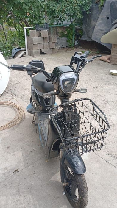 Электроматоролер