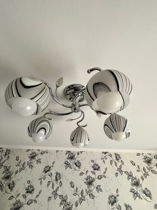 Люстра для комнат