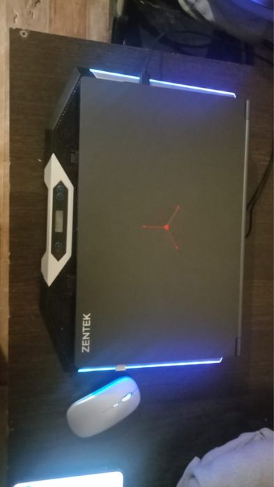 Продам игровой ноутбук