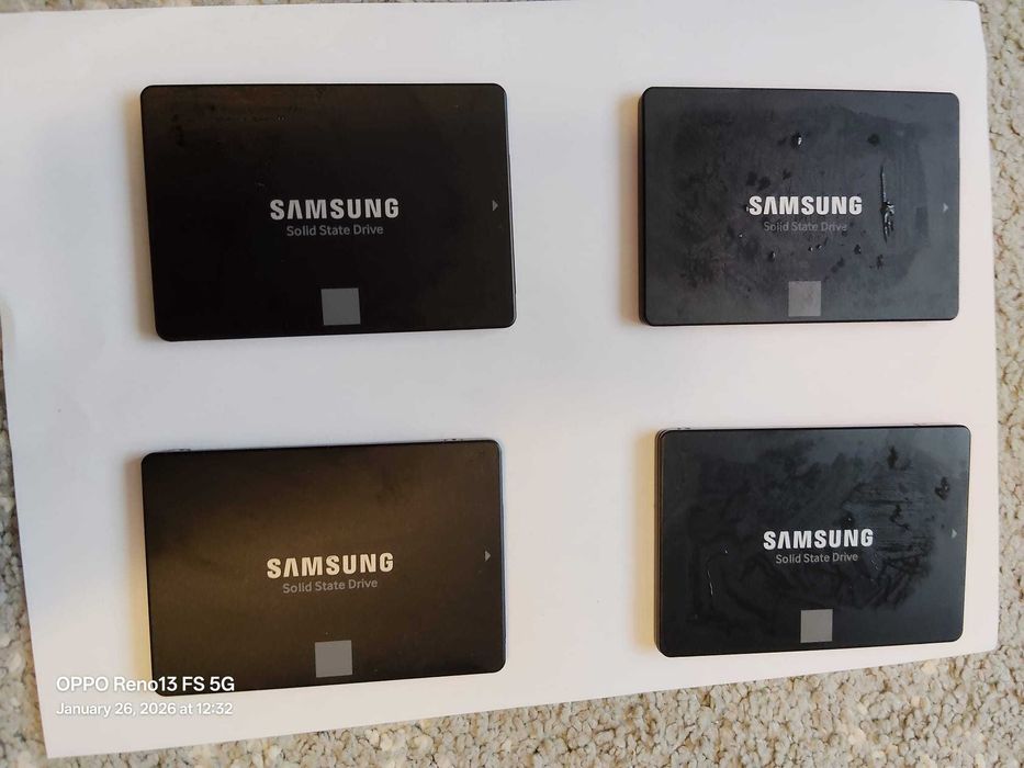 DDR2, DDR3, DDR4, SSD Samsung Evo 860