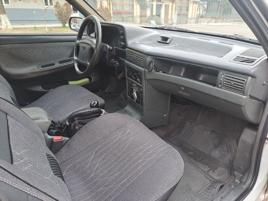 Продаётся  нексия 1 .