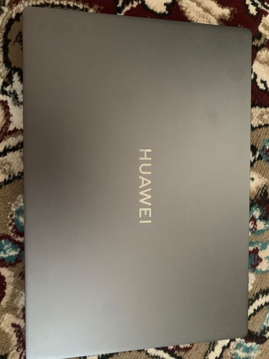 MateBook D 16  silver