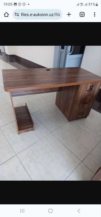 Kampuyuterni stol sotiladi