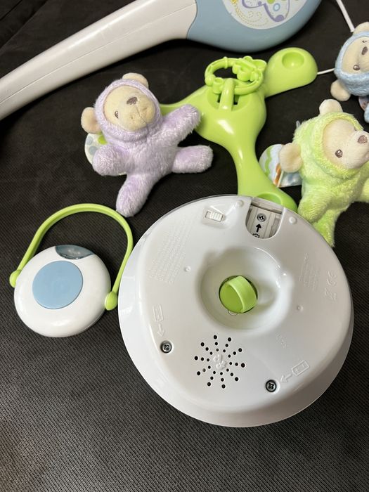 Fisher Price Музикална въртележка - проектор 3 в1 BUTTERFLY DREAMS