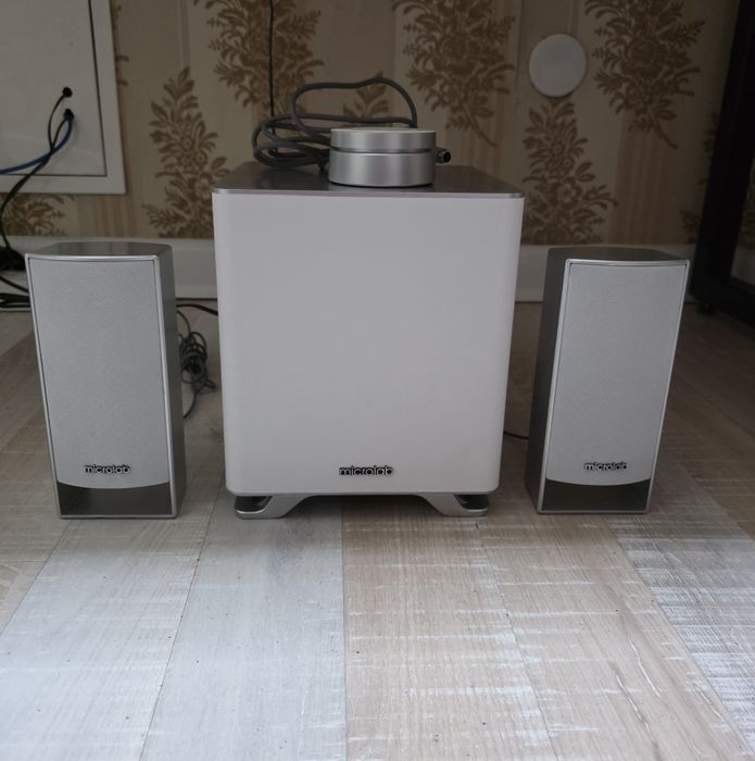 Microlab m600bt Bluetooth в отличном  состоянии