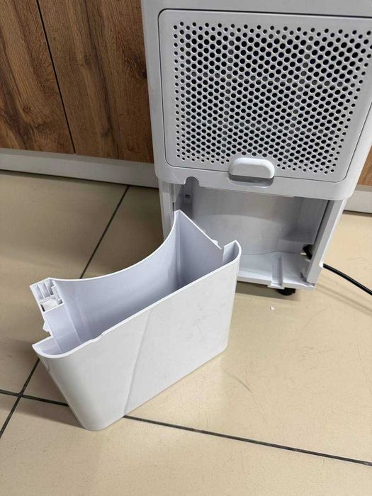 Осушитель воздуха 12л Б/У