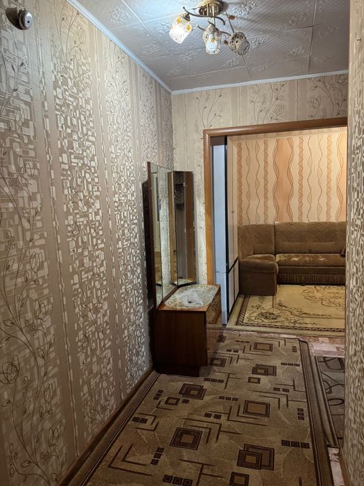 Продаётся 1-комнатная квартира улучшенной планировки,78 дом, 1 этаж.