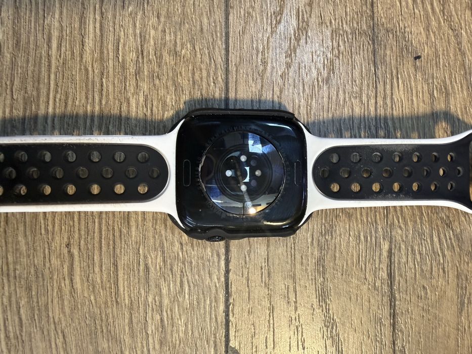 Apple watch series 10 GPS 46mm 100% батерия!Перфектен