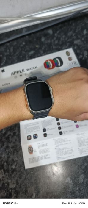 Продаю умные часы Apple