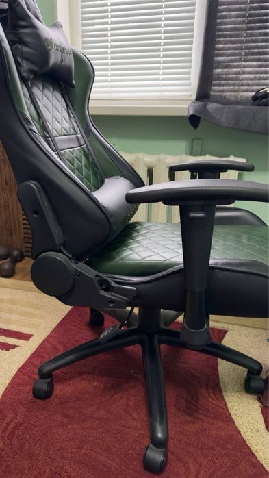 cougar игровой кресло