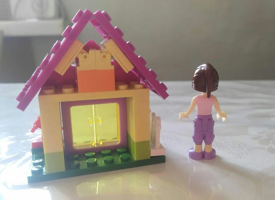 Продам домик с куклой. Аналог Лего.