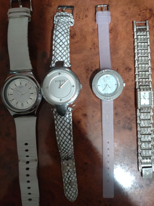 Часы женские,рабочие.