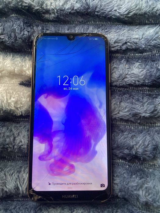 Продам телефон Huawei