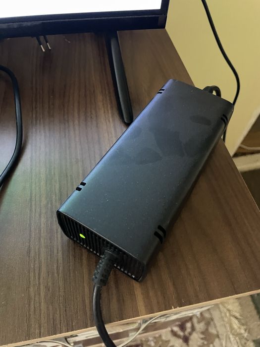 Vand xbox 360 slim