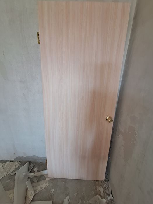 Продам межкомнатные двери