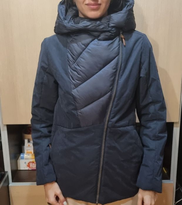 Продам куртку в отличном состоянии