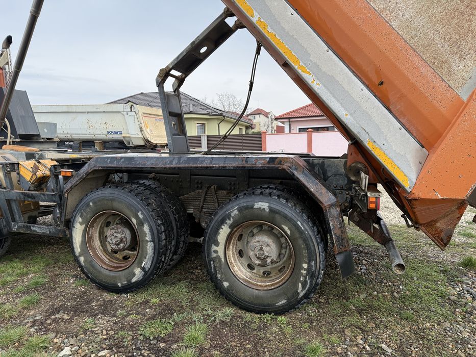 Autobasculanta 8x4 Scania