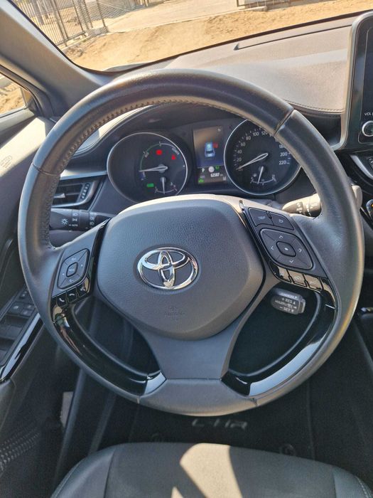 Toyota C-HR 2022/1.8i Hybrid/Camera/LED/Consum 3,5-4,5 L/Alb perlat/Schimb ulei motor+filtre/GARANTIE/RATE