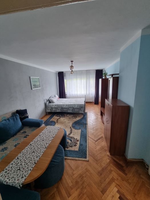 Двустаен апартамент под наем в кв. 72