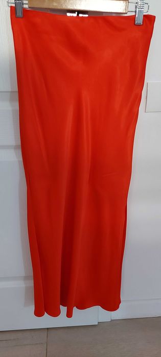 Fusta Motivi din satin noua cu eticheta