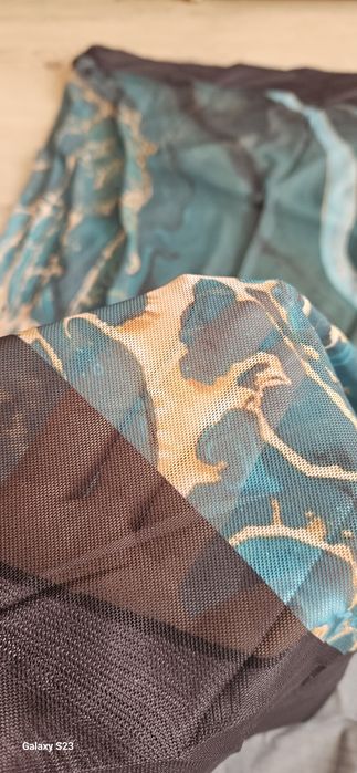 Цял бански и парео.