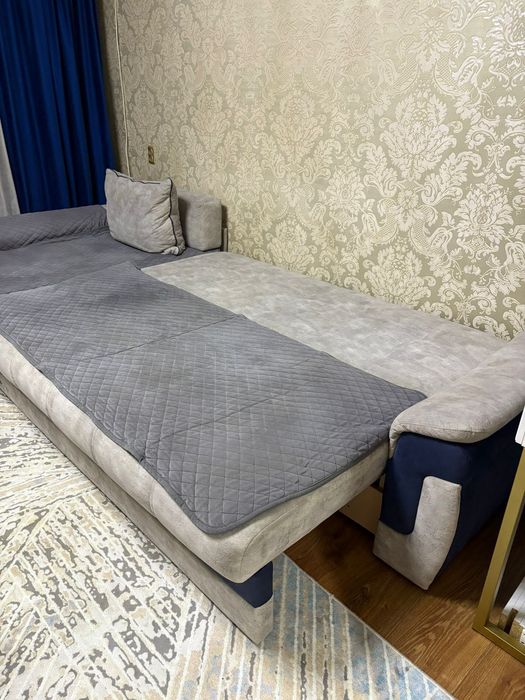 Продам диван угловой б/у