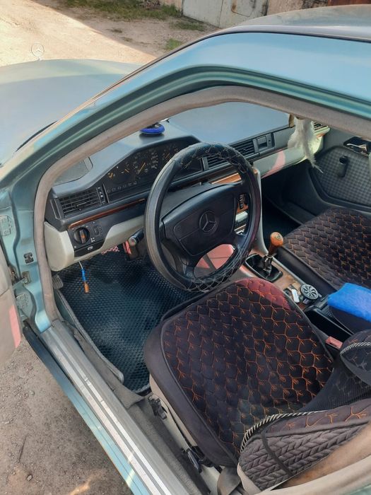 Продам Mercedes Benz 124