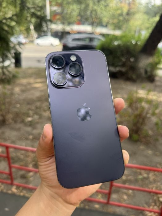 Продам iphone 14 pro 256г есим
