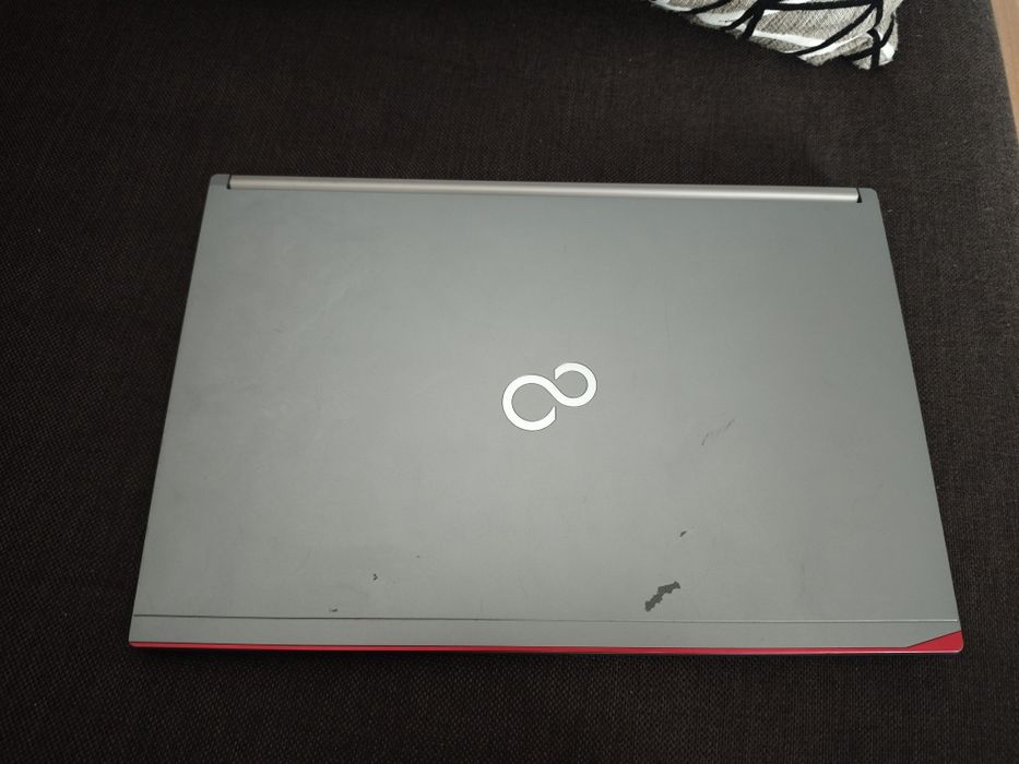 Laptop fujitsu lifebook i5