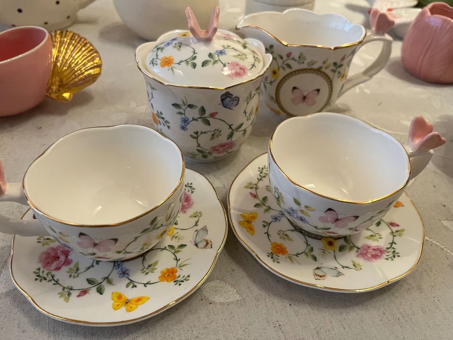 Порцеланов сет за кафе Easy life