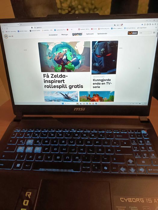 MSI Cyborg 15 Gaming Laptop A13V/RTX 4050/16GB/512GB