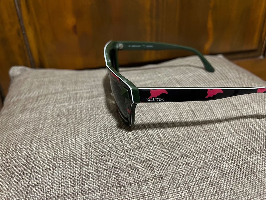 Дамски слънчеви очила - оригинално Valentino