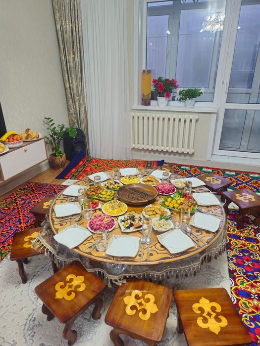 Продам казахский стол