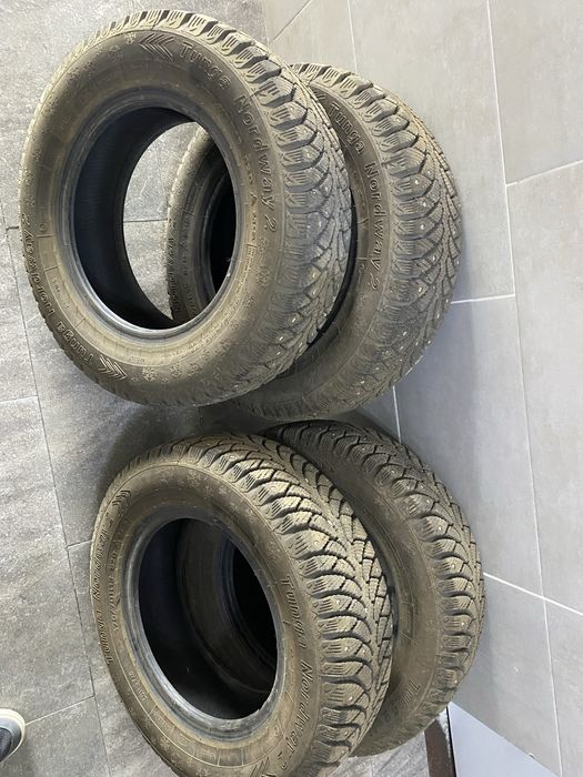 Продам шины на р13 зима комплект