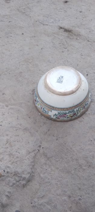 Sapol chinne sotilade. Tarixiy buyum 1 asrlik bo'lgan kosa xolade yaxs