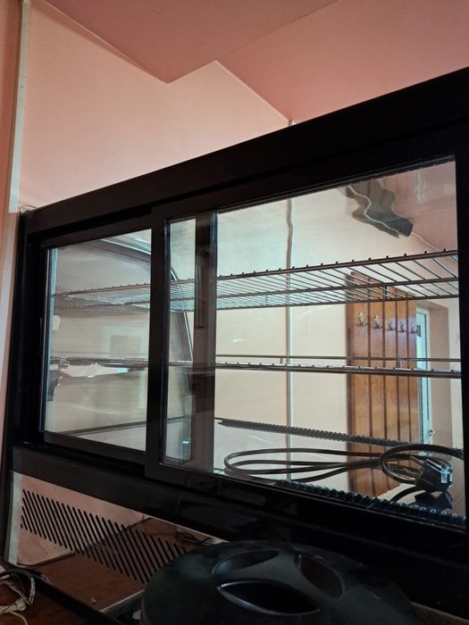 Vitrina frigorifica, inox, capacitate 160 litri, putere 160W