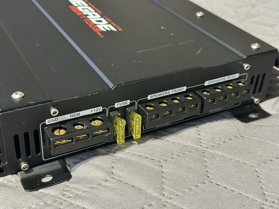 Amplificator Renegade Ren1100s