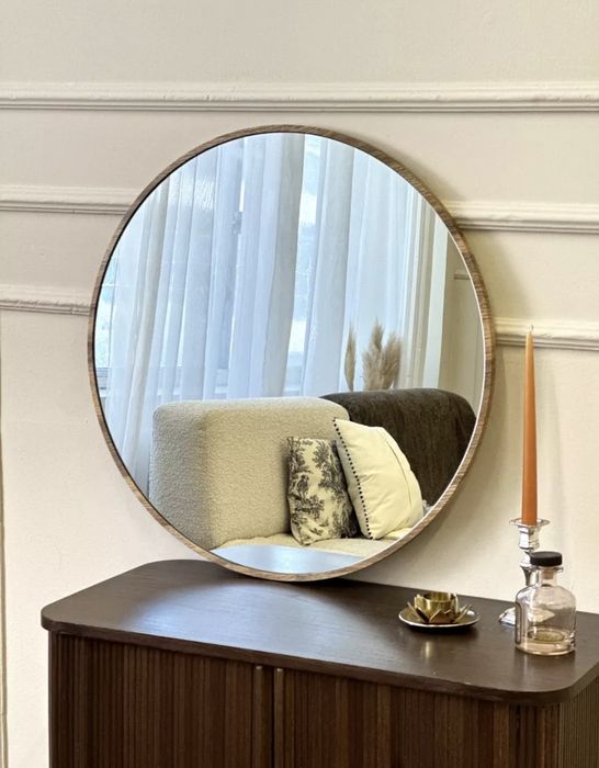 Зеркало настенное в раме