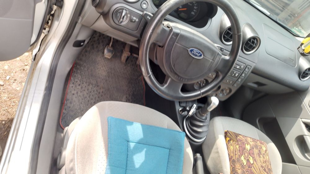 FORD Fiesta 2002 — imagine 3